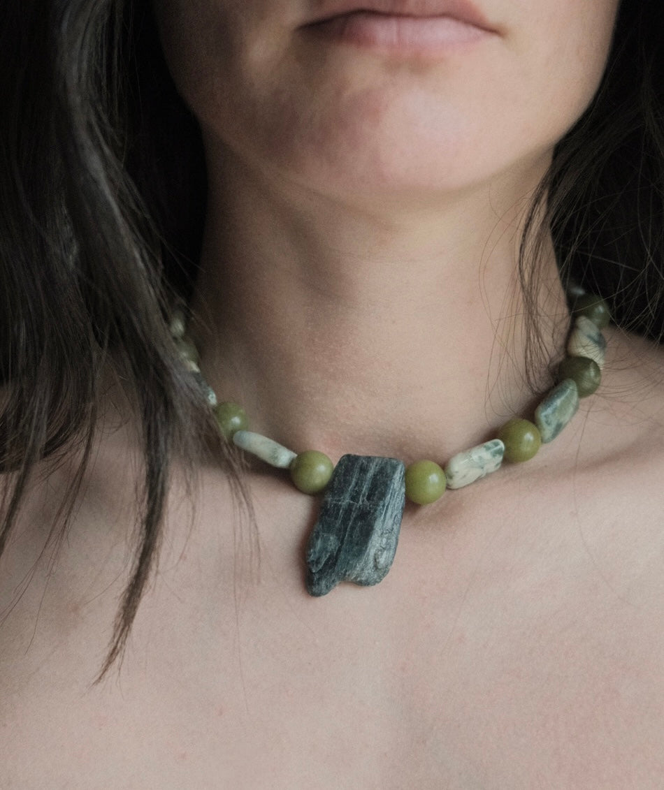 RAÍZ Necklace