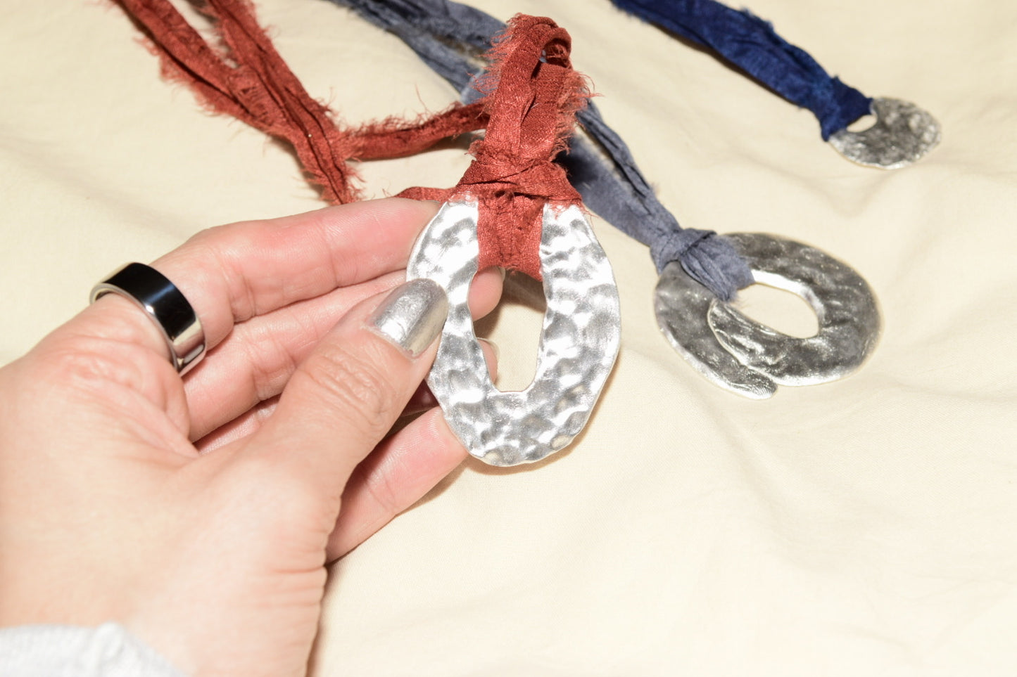 MAREA Silver Pendant Necklace