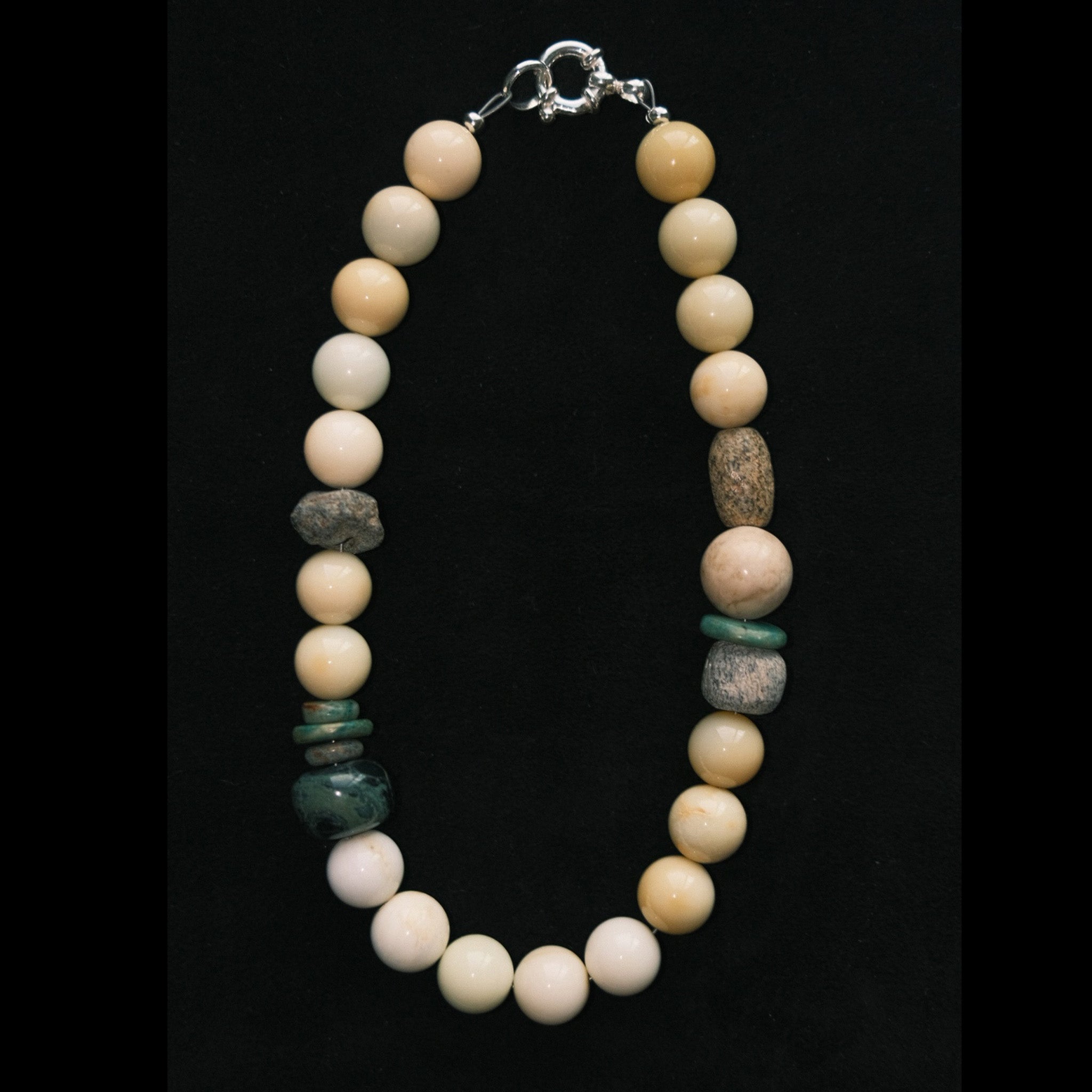 MANTECA Necklace