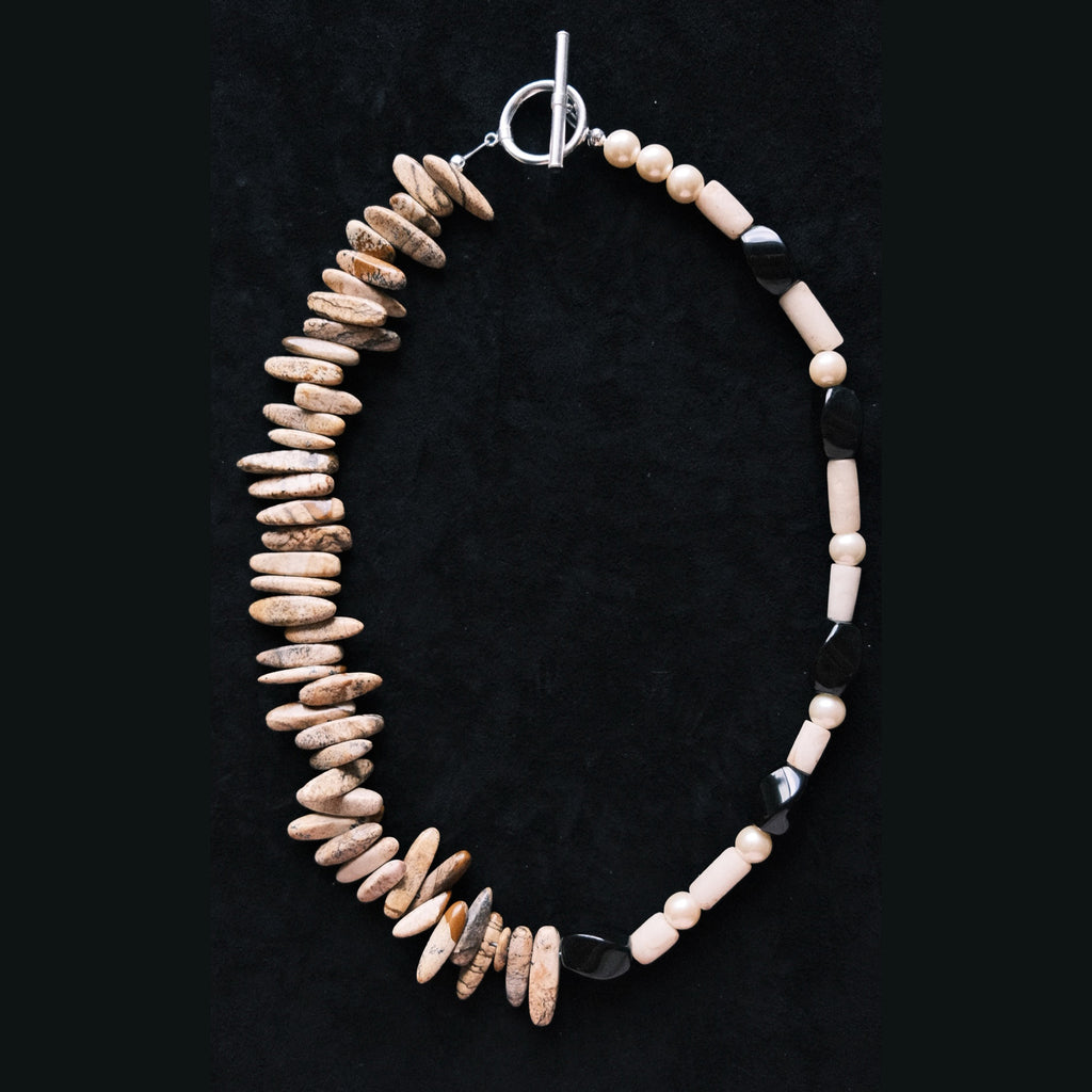 MITAD Necklace
