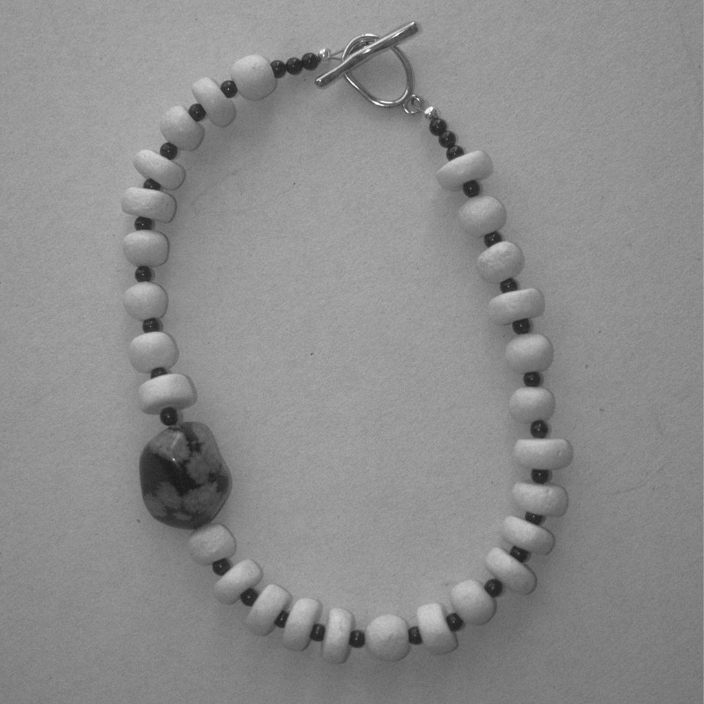 NIEVE Necklace