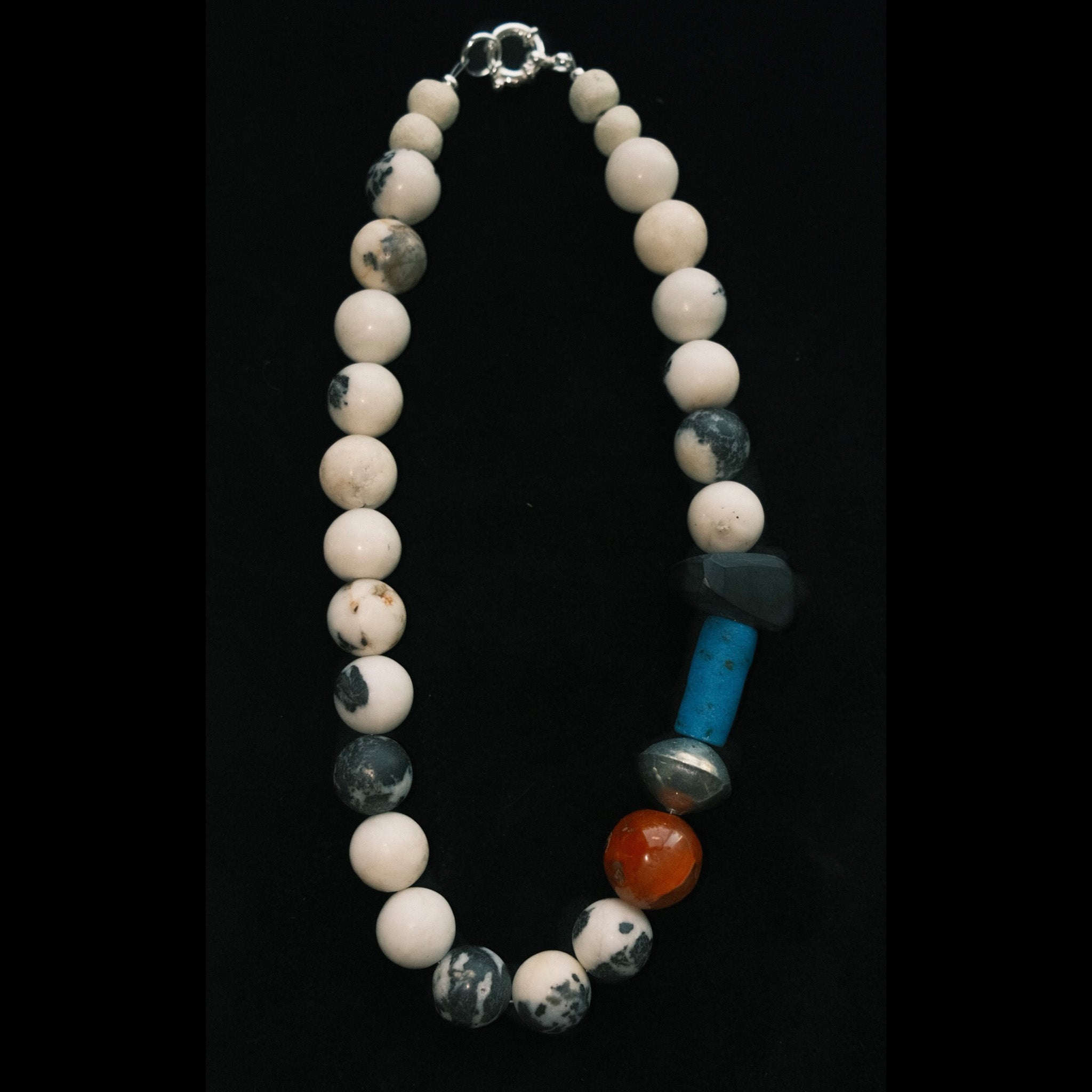 PULSO Necklace