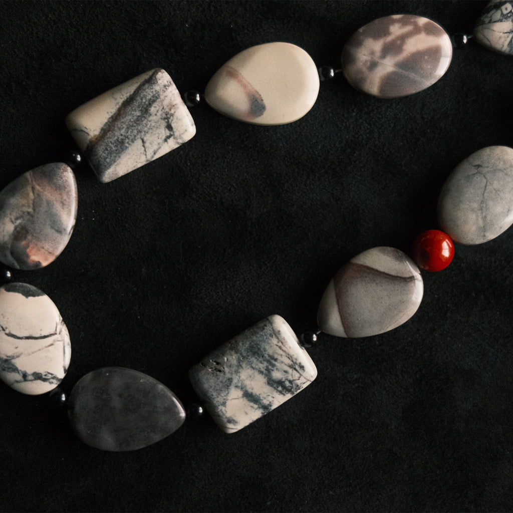 VETEADO Necklace